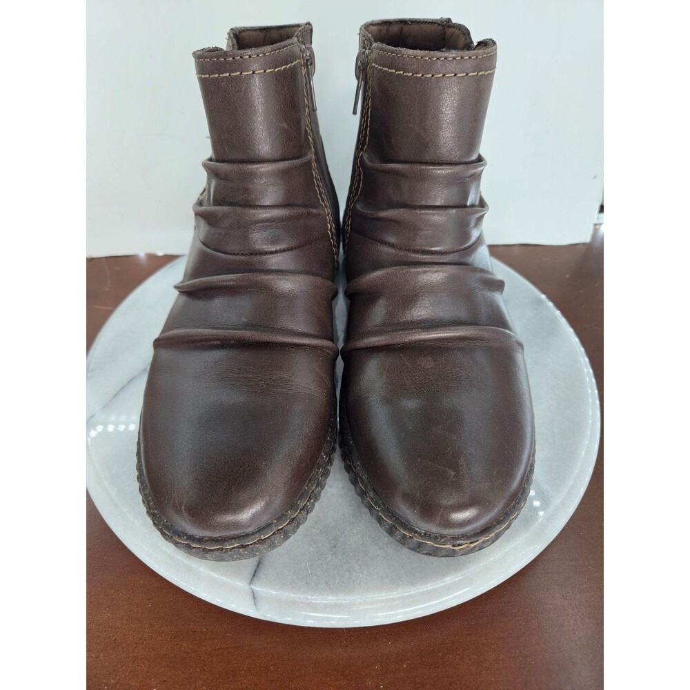 Clarks Collection Ankle Boots Womens Size 8 Brown Leather Zip Wedge Booties - Picture 6 of 16